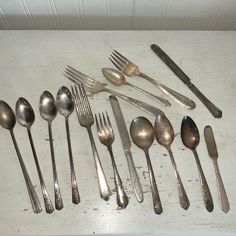 Lot silver plate antique & vintage flatware forks spoons knives